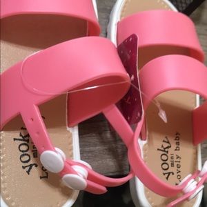 Unisex shoes and kid shoes